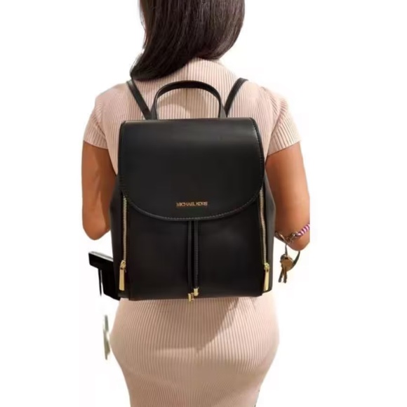 Michael Kors Phoebe 35F2G8PB2B Flap Drawstring Backpack
Black
NWT - Picture 4 of 16
